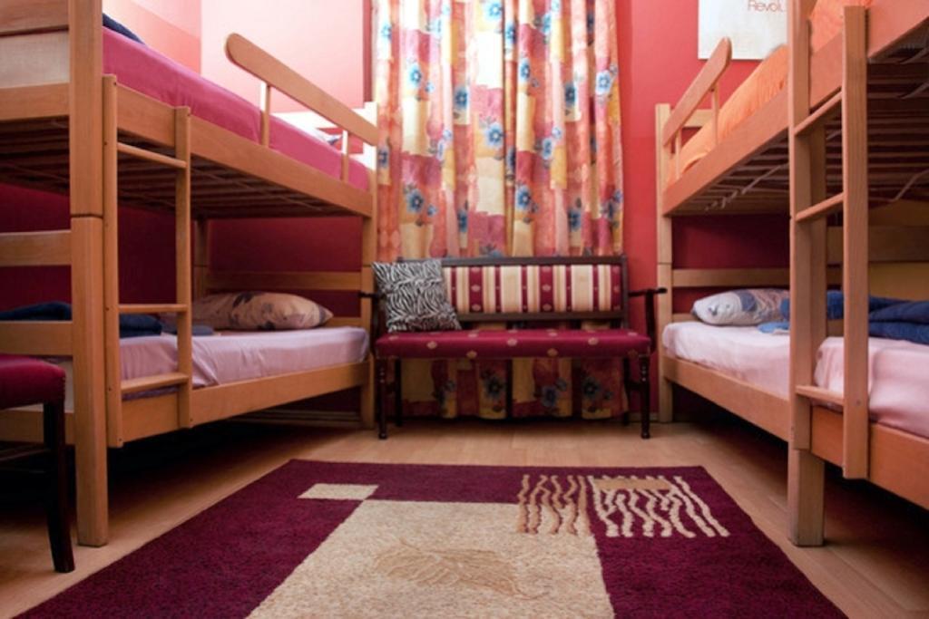 Central Station Hostel Beograd Eksteriør billede